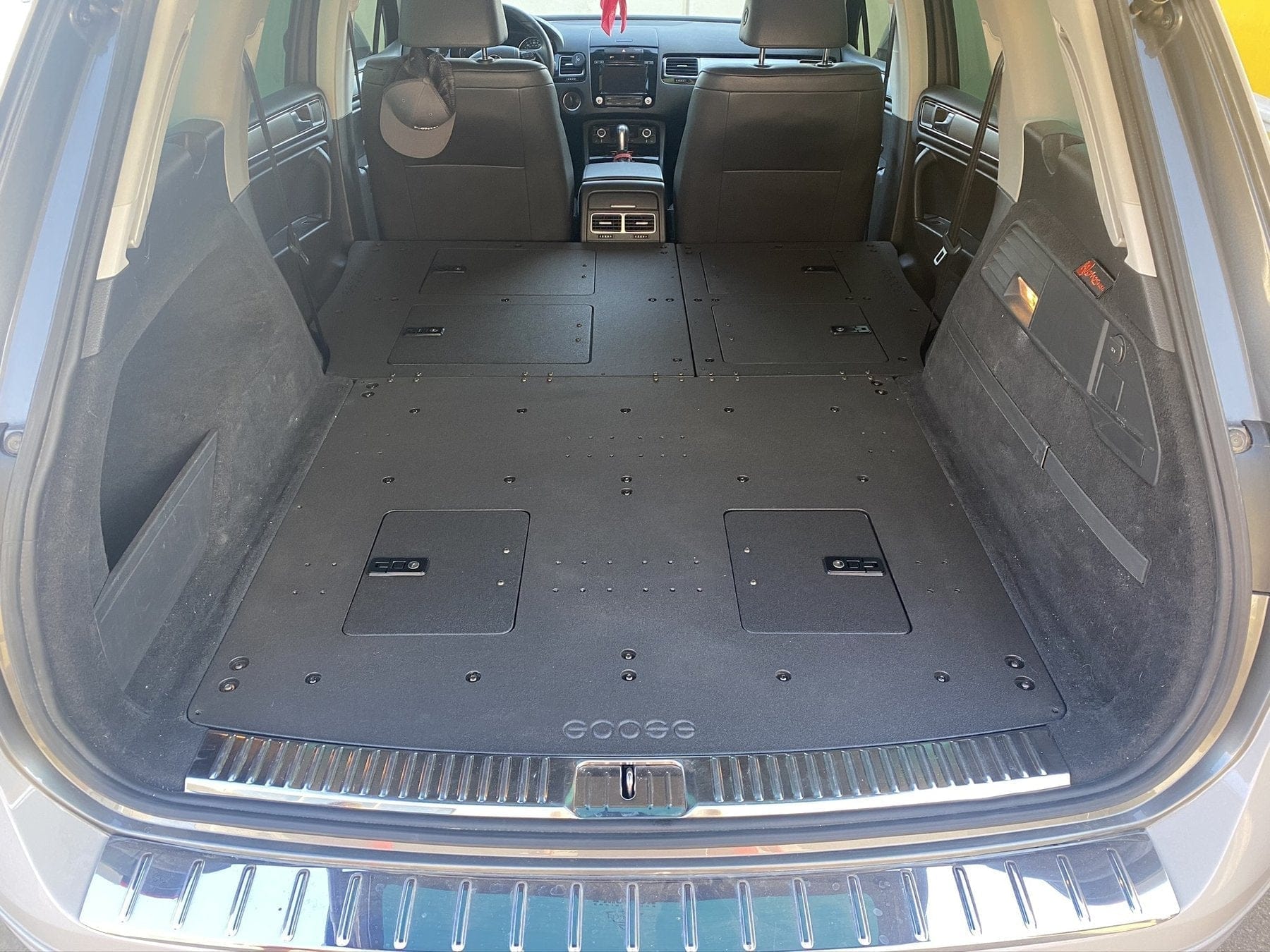 Goose Gear Seat Delete Plate System Porsche Cayenne 2011-2017 2nd Gen. - Second Row Seat Delete Plate System