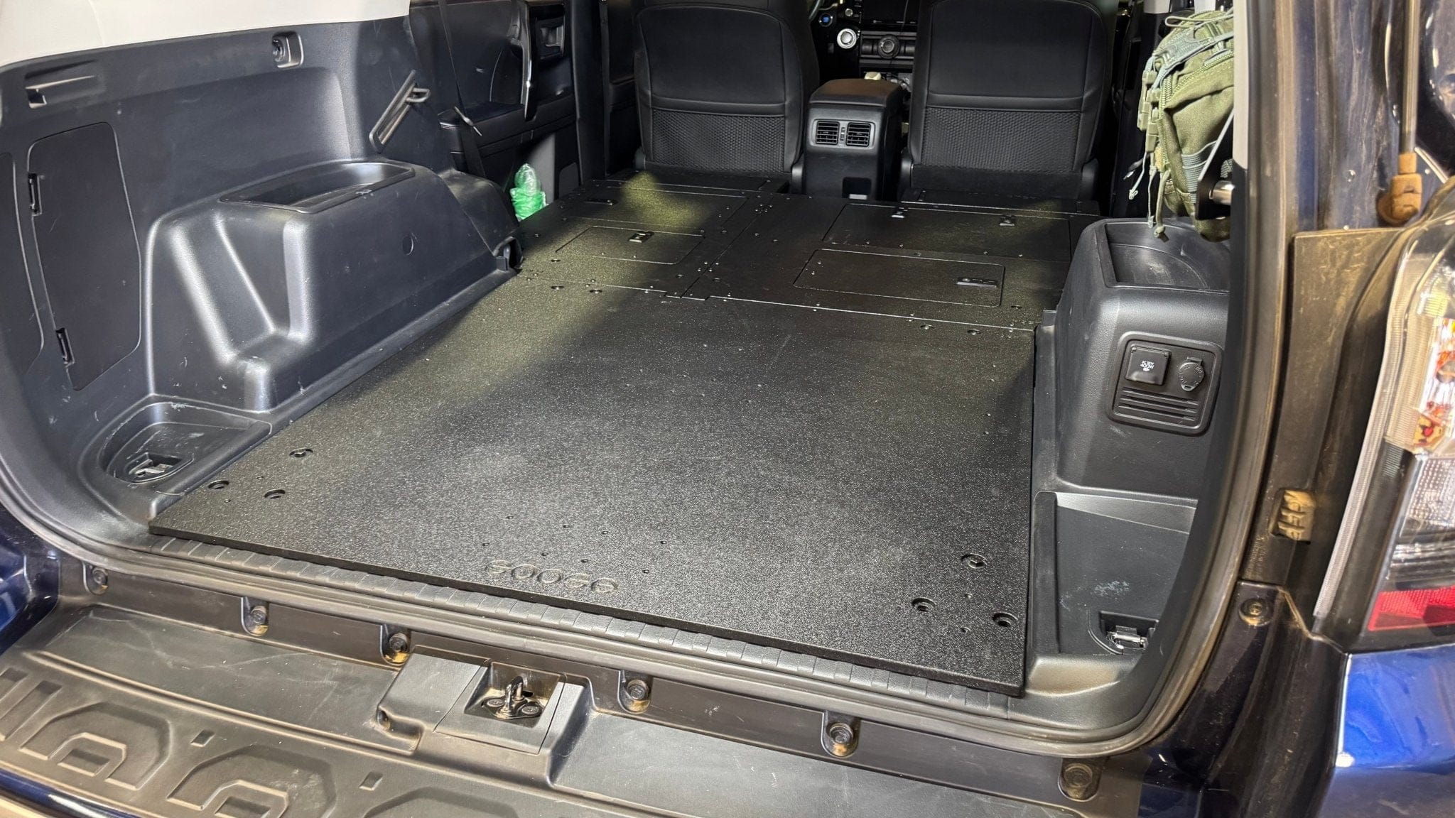 Goose Gear Seat Delete Plate System Toyota - 4Runner - 2010-2024 - 5th Gen - Standard - Explore Series - Seat Delete Plate System - Second Row - V2 - Plate Based