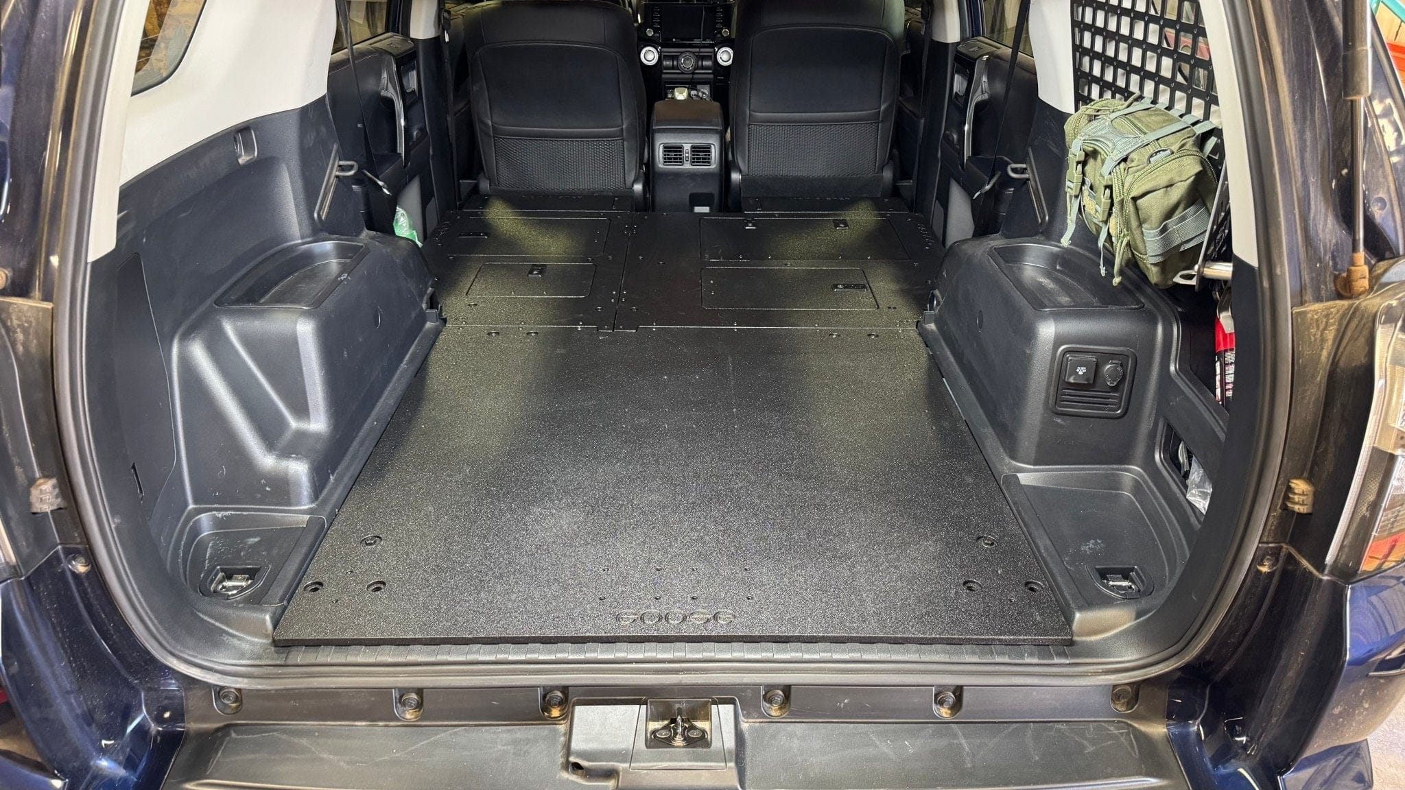 Goose Gear Seat Delete Plate System Toyota - 4Runner - 2010-2024 - 5th Gen - Standard - Explore Series - Seat Delete Plate System - Second Row - V2 - Plate Based