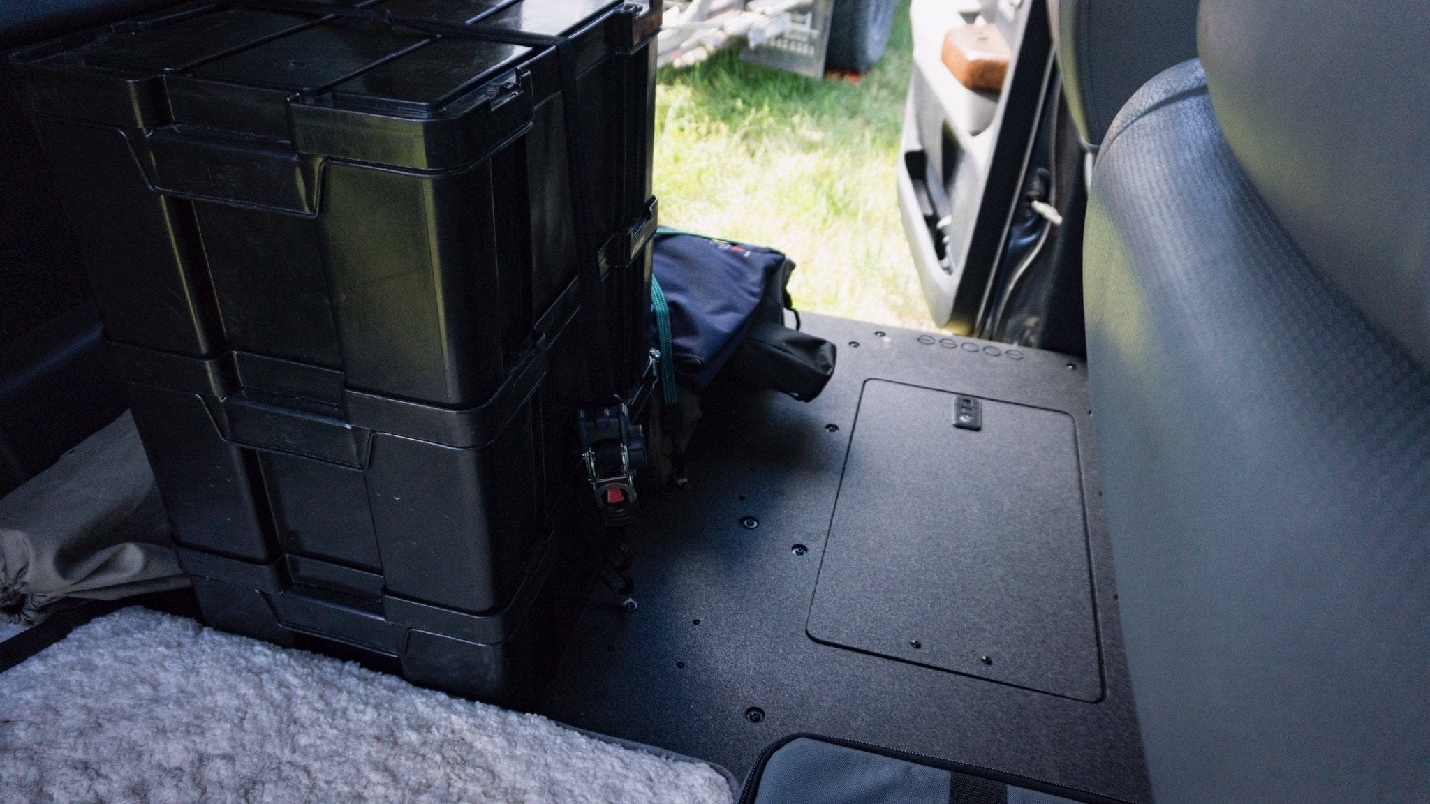 Goose Gear Seat Delete Plate System Toyota Tundra 2007-2013 2nd Gen. CrewMax - Second Row Seat Delete Plate System