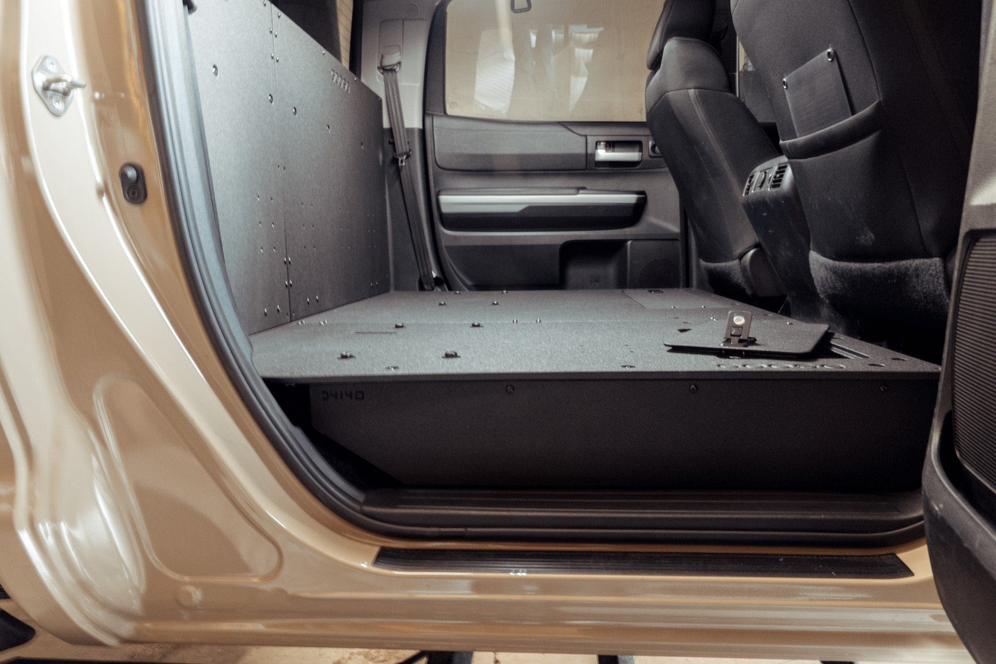 Goose Gear Seat Delete Plate System Toyota Tundra 2014-2021 2.5 Gen. CrewMax - Second Row Seat Delete Plate System