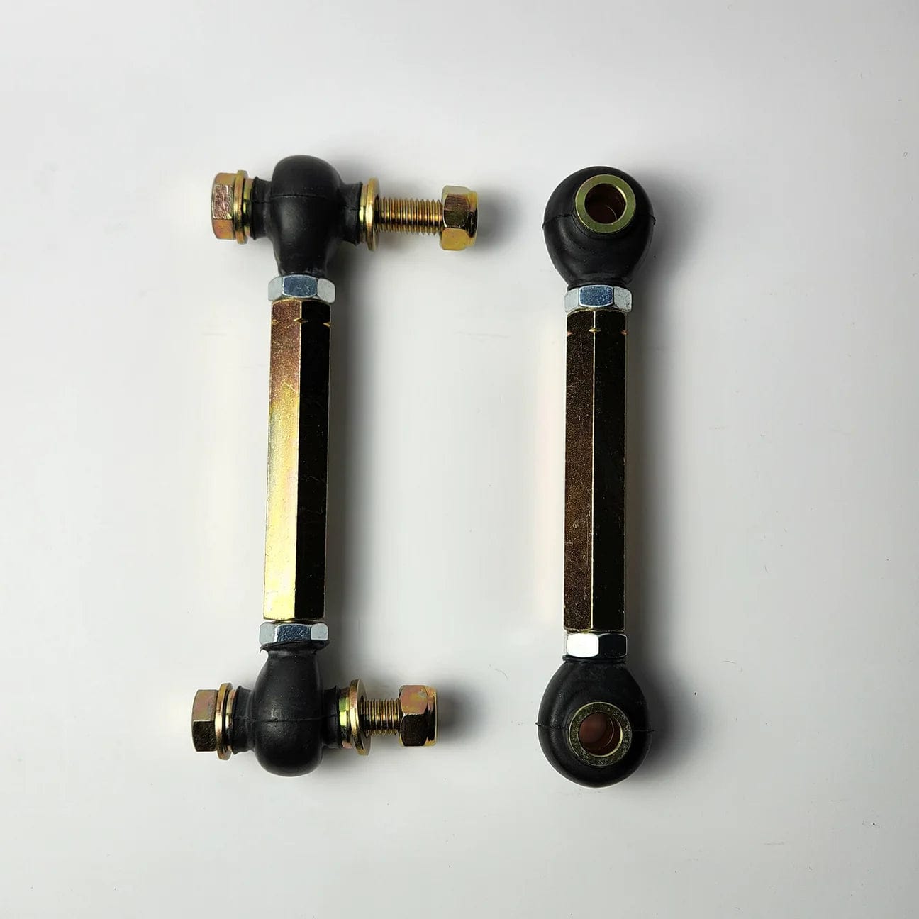 Overland Custom Designs Suspension Rear / With Boots Heim Joint Sway Bar End Links / 01-07 Sequoia