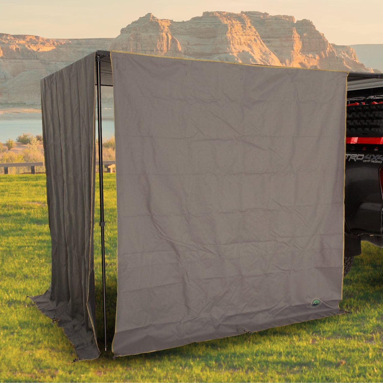 Overland Vehicle Systems Overland Vehicle Systems Nomadic 6.5 Awning Side Shade Wall Overland Vehicle Systems