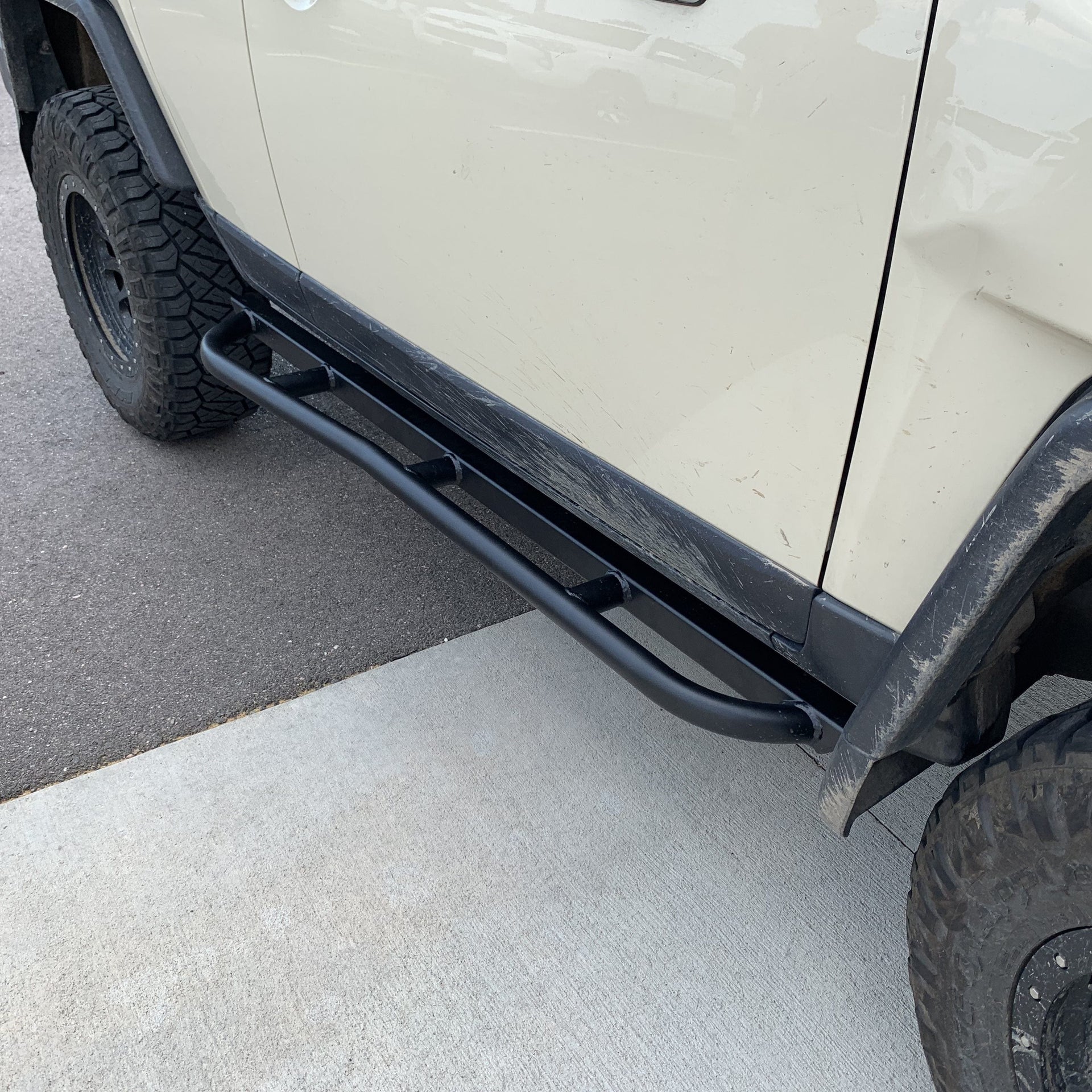 RCI Rock Sliders / 07-14 FJ Cruiser – TEQ Customs