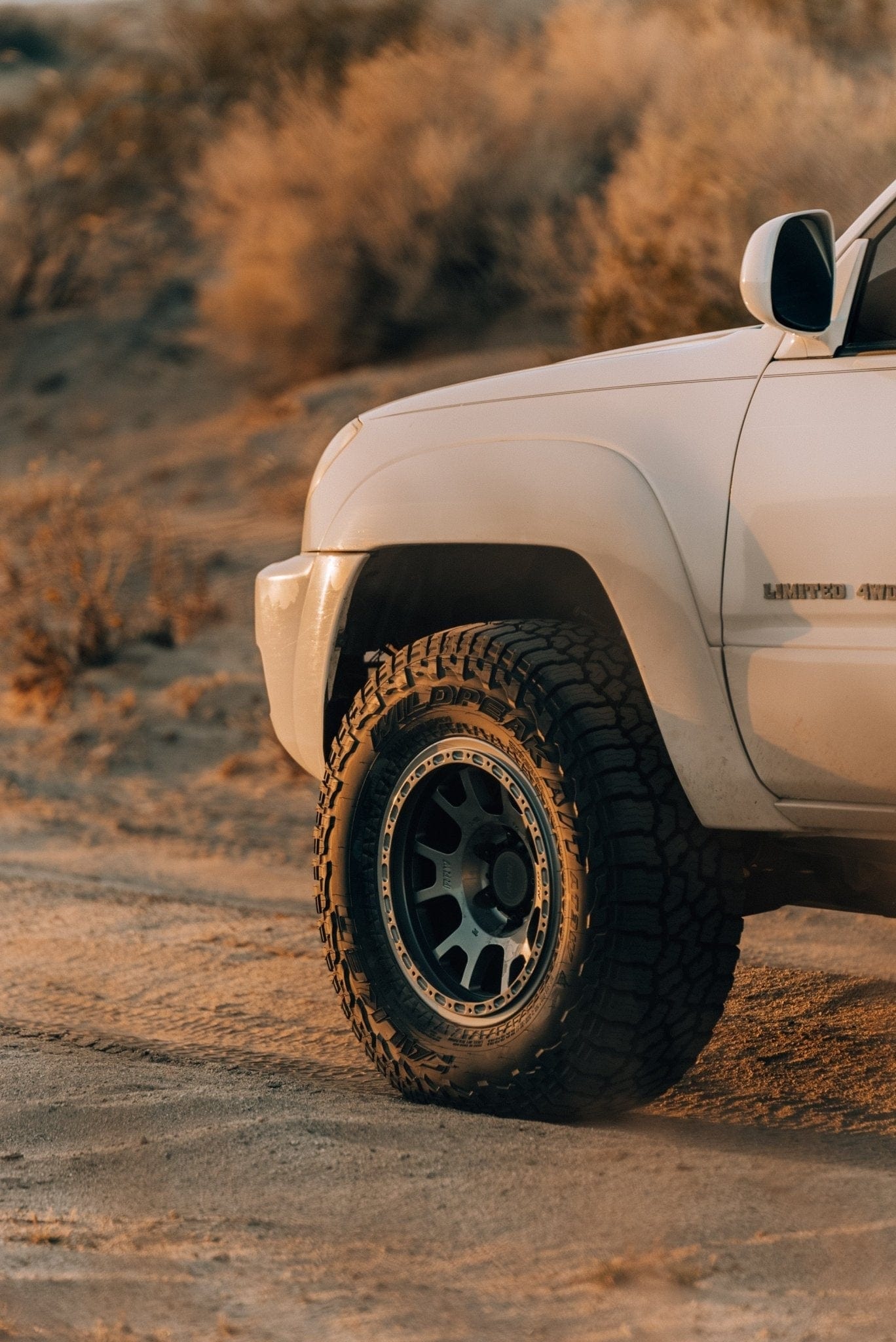 Relations Race Wheels Wheels RR5-H 17x8.5 (6x5.5 | 6x139.7) Hybrid Beadlock | Toyota Tacoma / 4Runner