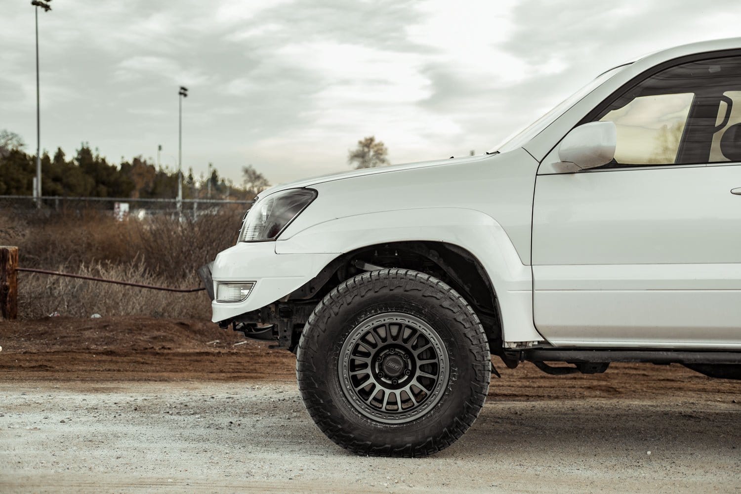 Relations Race Wheels Wheels RR6-H 17x8.5 (6x5.5 | 6x139.7) Hybrid Beadlock | Lexus GX470