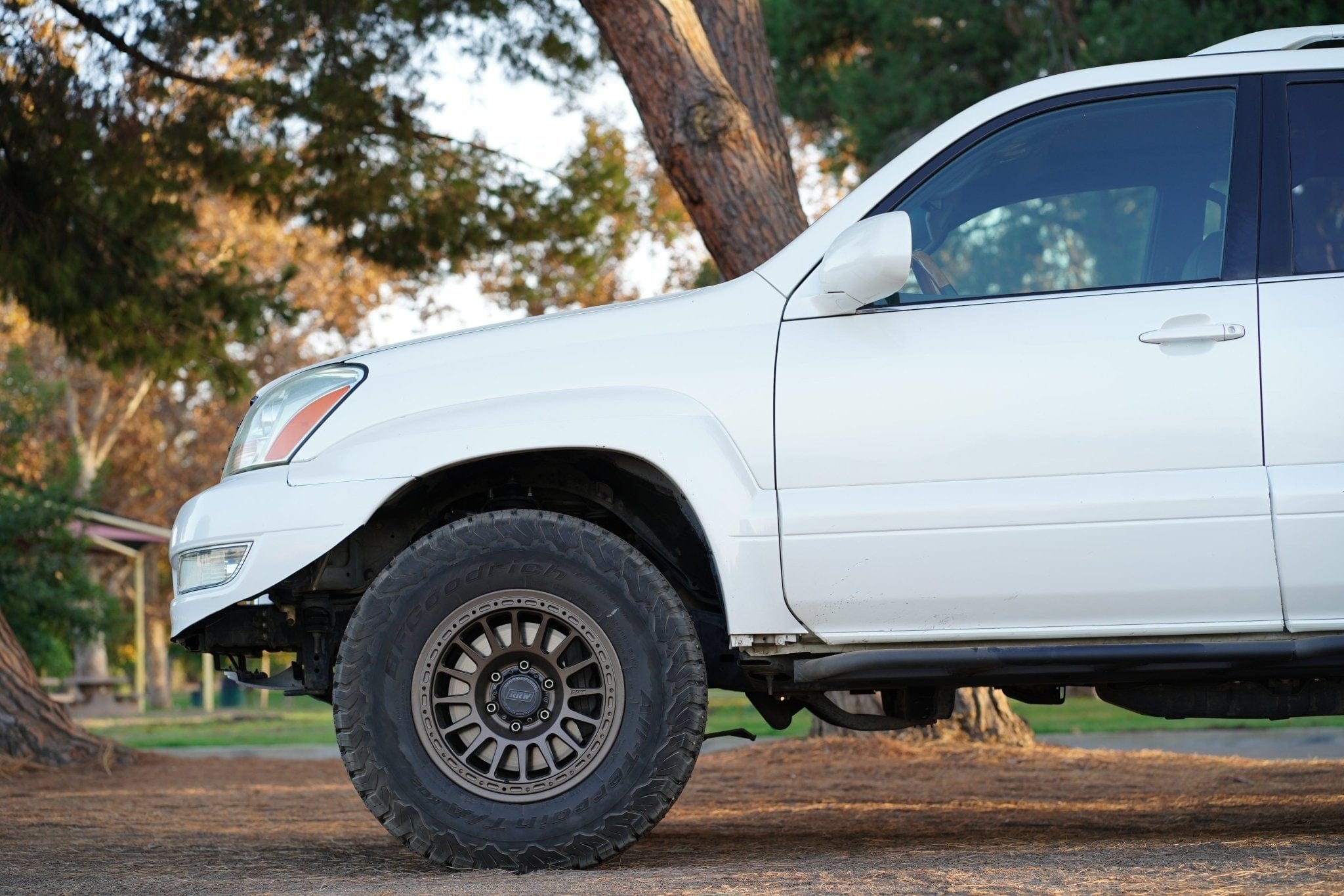 Relations Race Wheels Wheels RR6-H 17x8.5 (6x5.5 | 6x139.7) Hybrid Beadlock | Lexus GX470