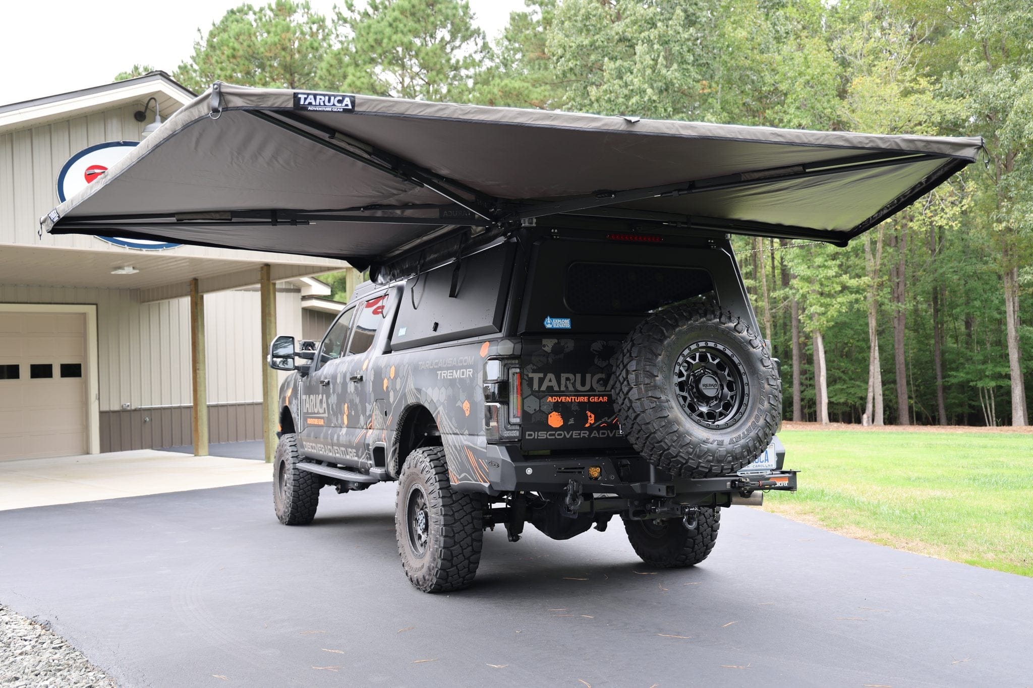 Taruca USA Awnings Taruca Rogue 270 S Awning