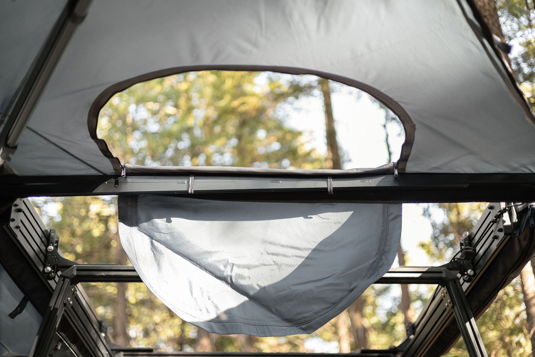 Taruca Rogue 270+ XC D-Access Awning LHS – TEQ Customs