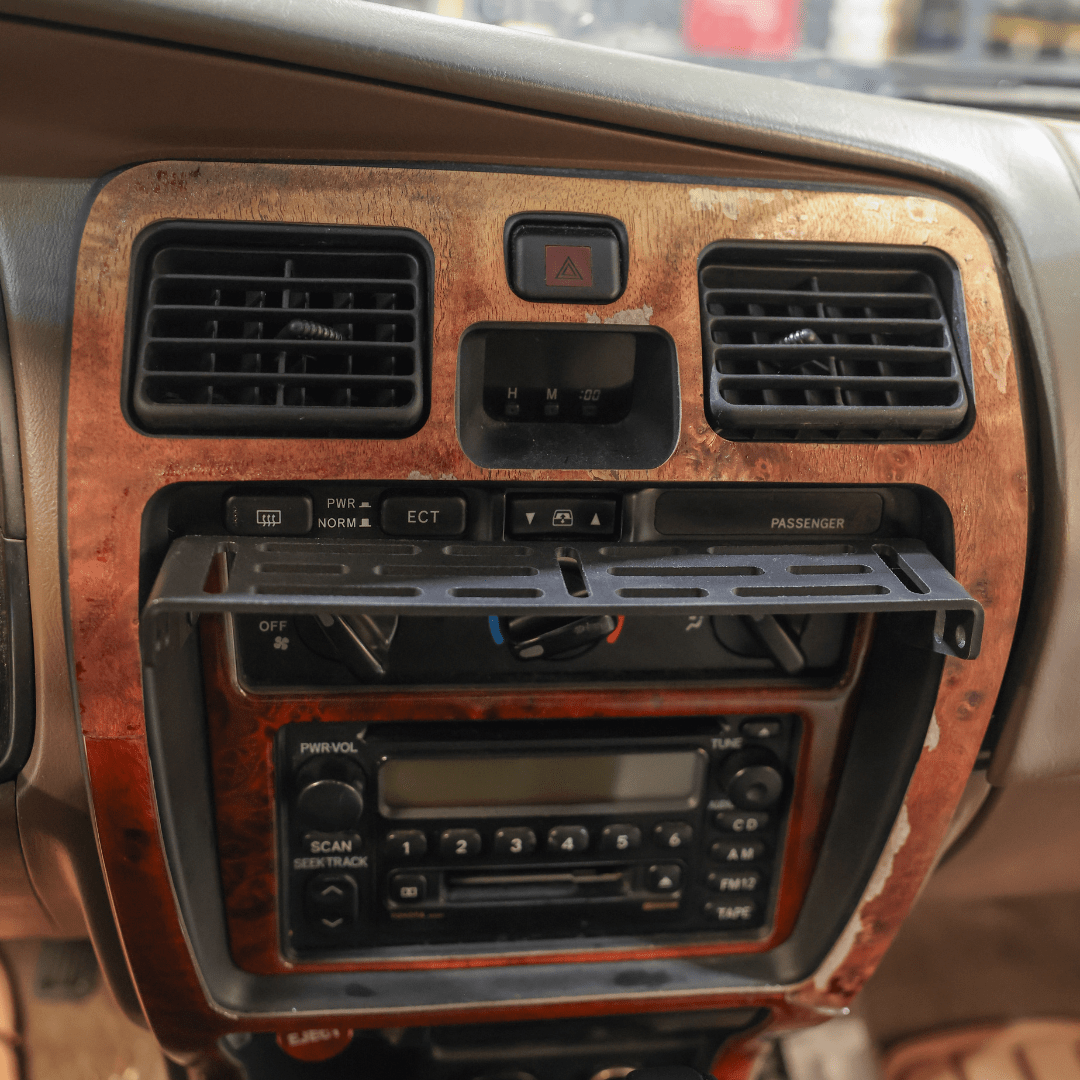 TEQ Customs Interior 96-02 4Runner Dash Accessory Mount (DAM) / Phone Mount