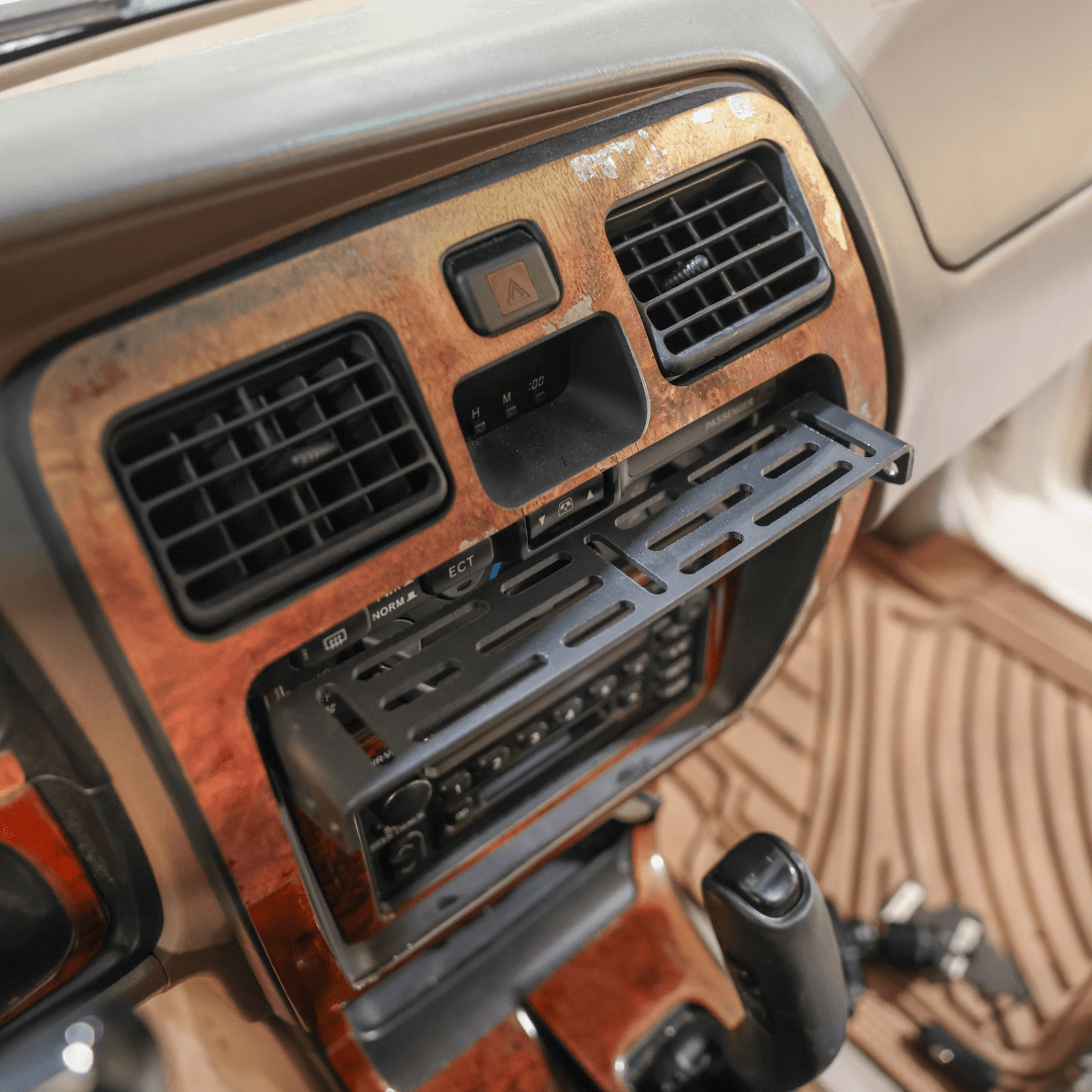 TEQ Customs Interior 96-02 4Runner Dash Accessory Mount (DAM) / Phone Mount