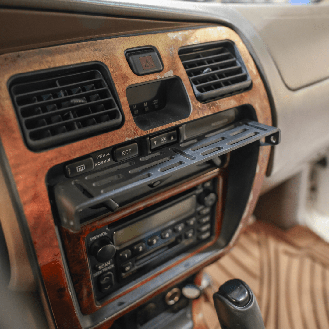 TEQ Customs Interior 96-02 4Runner Dash Accessory Mount (DAM) / Phone Mount