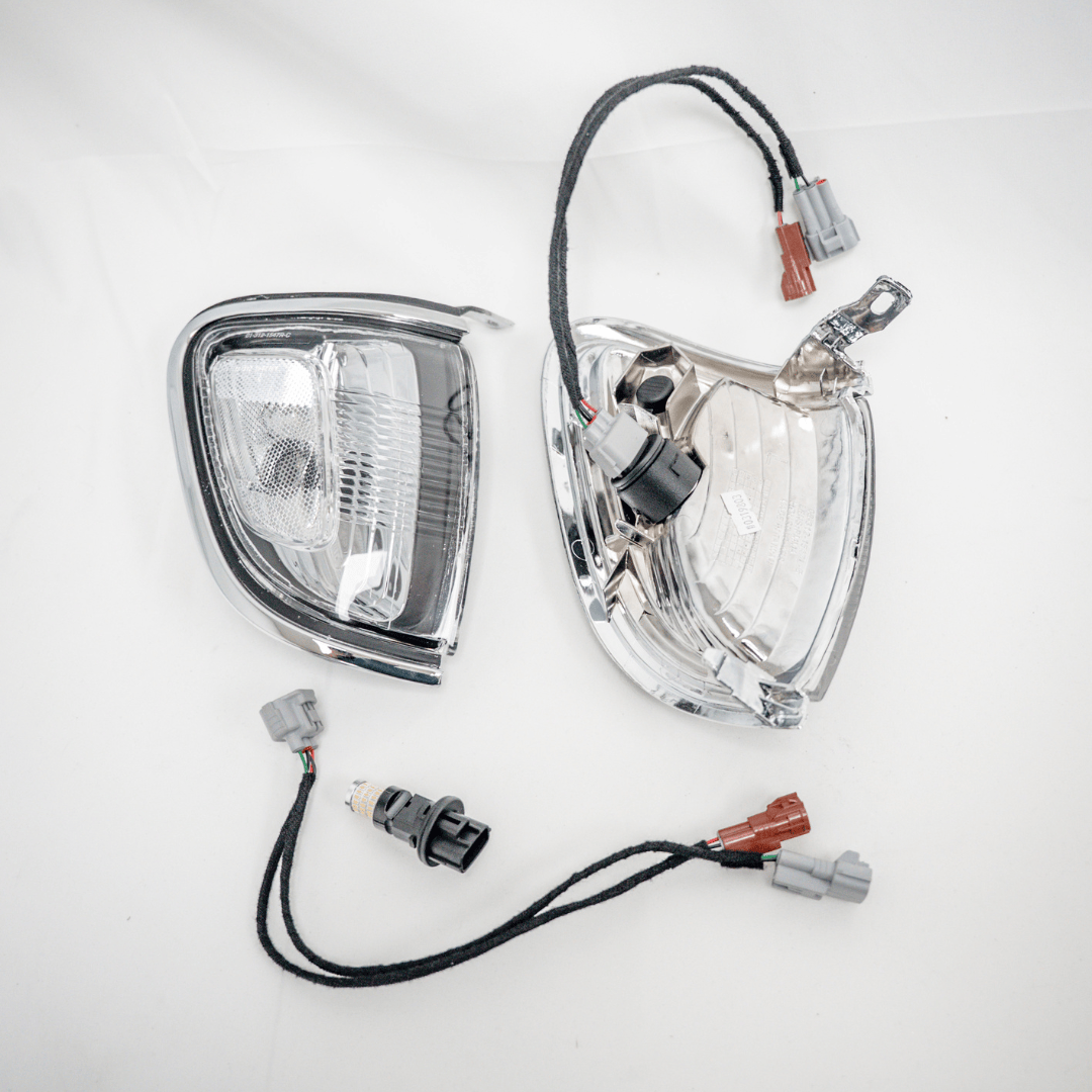 TEQ Customs Side Marker Lights + Turn Signals Corner Light - Turn Signal Conversion Kit / 01-04 1st Gen Tacoma