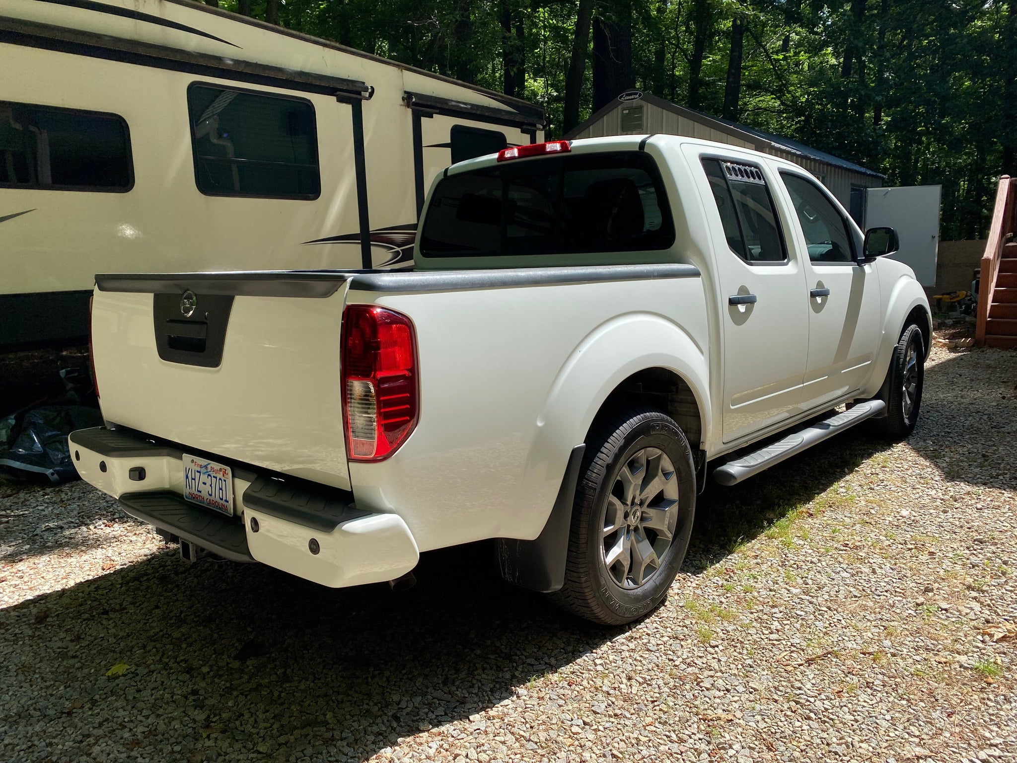 Visual Autowerks Window Vents Nissan Frontier Window Vents (05-21)