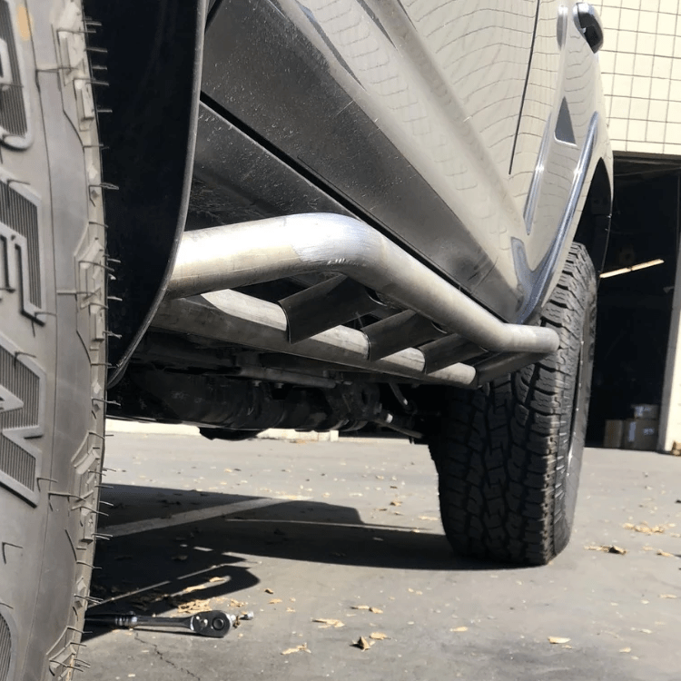 Load image into Gallery viewer, 5th gen Toyota 4Runner Rock Sliders
