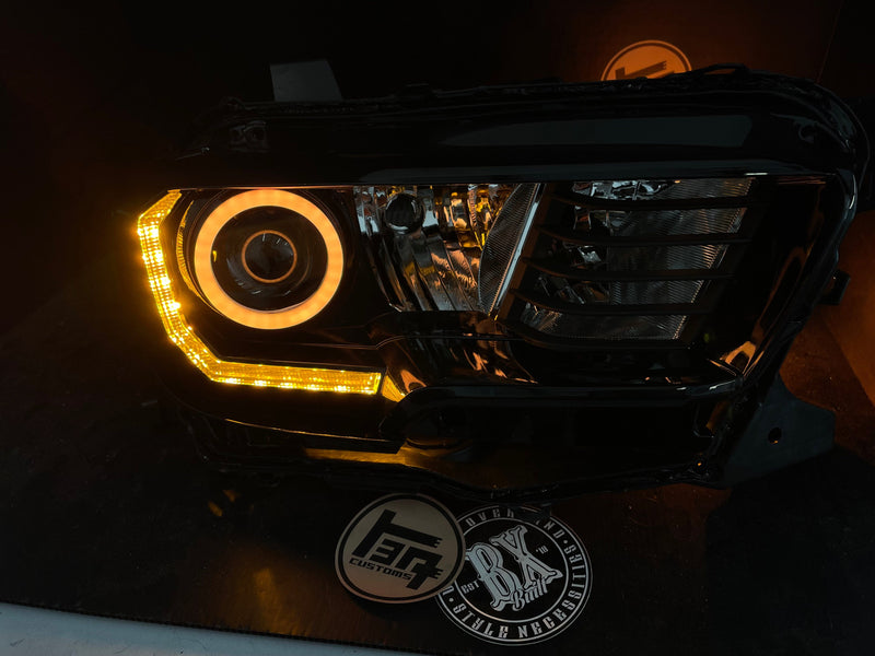 Load image into Gallery viewer, Custom Retrofit Headlights / 3rd Gen Tacoma / 16-Current
